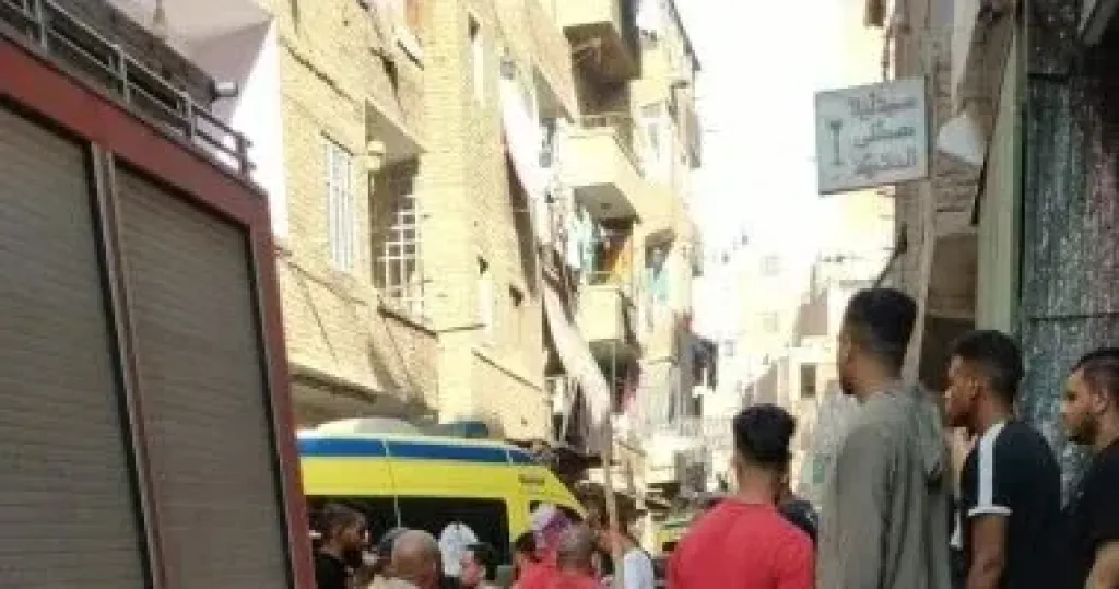 استكمال عمليات البحث عن مفقودين بعقار حدائق القبة النهار
