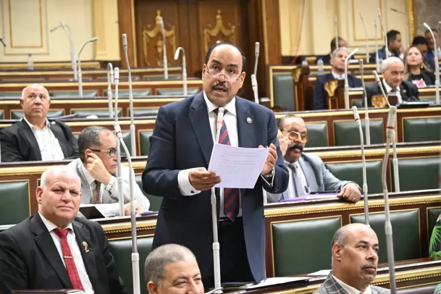 قورة يطالب بتطبيق التجربة الصينية لمواجهة إدمان الإنترنت والمخدرات بين الشباب: ”خطر يهدد أمننا القومي