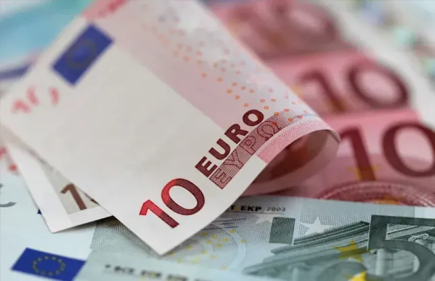 سعر اليورو أمام الجنيه في مصر اليوم 4 يوليو