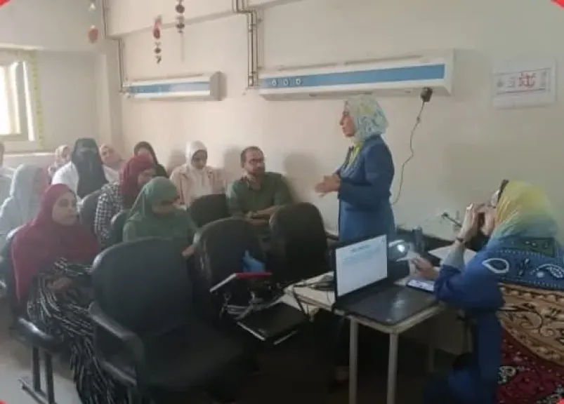 حملات موسعة لمكافحة ناقلات الأمراض ودورات تدريبية لرفع كفاءة الطواقم الطبية بالبحيرة
