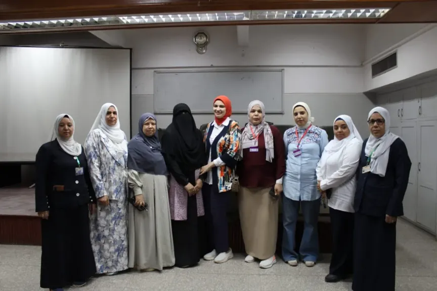 المستشفى الرئيسي بجامعة أسيوط ينظم دورة تدريبية حول معايير الجراحة
