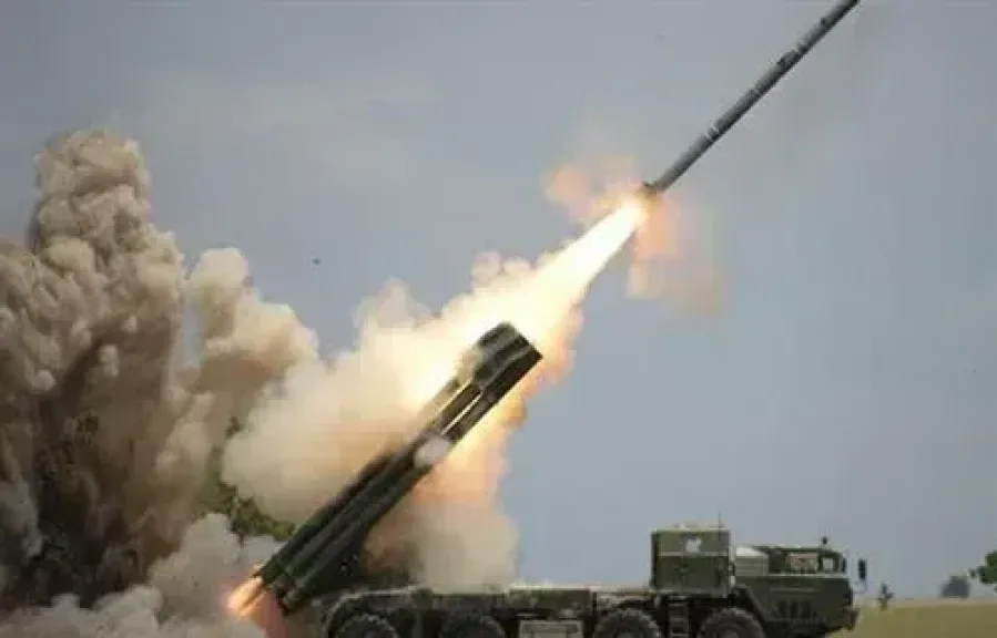 الحرس الثوري الإيراني يعلن قصف أهدافًا في تل أبيب وجنوب الأراضي المحتلة