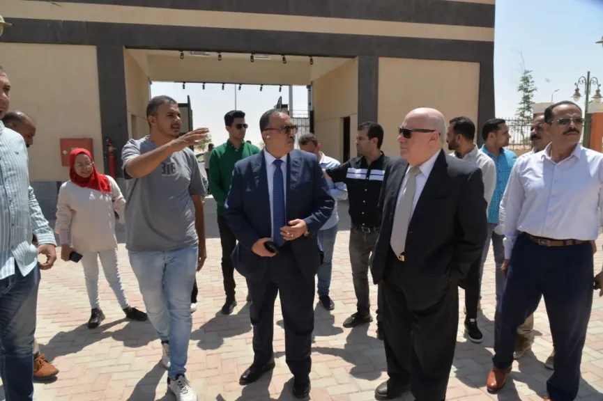 محافظ أسيوط يتفقد مركز شباب مدينة ناصر الجديدة بتكلفة 30 مليون