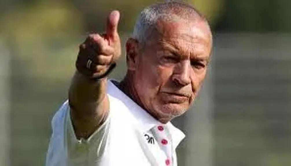 مدرب الزمالك الجديد، فيريرا يظهر في الصورة