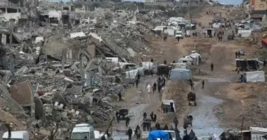 استشهاد 44 فلسطينيا إثر القصف الإسرائيلى لعدة مناطق فى قطاع غزة