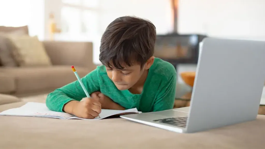 مدارس اون لاين معتمدة في مصر