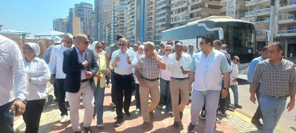 ”محلية النواب” تواصل جولاتها الميدانية بالإسكندرية: متابعة تطوير الشواطئ والكورنيش ومشروعات الحماية المرورية والبيئية