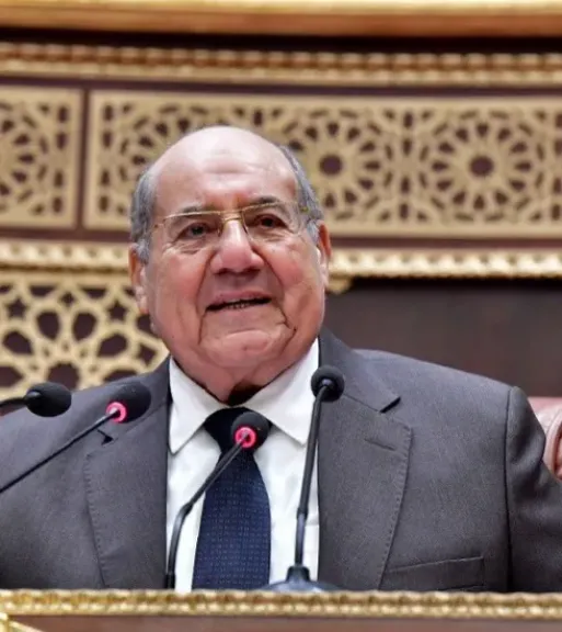 رئيس مجلس الشيوخ يهنئ الرئيس السيسي بالذكرى الـ12 لثورة 30 يونيو