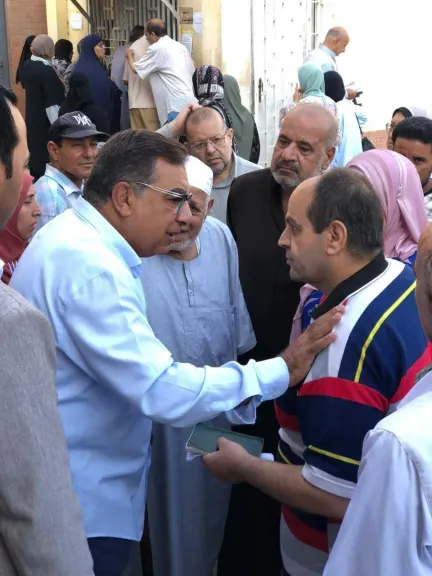 محافظ الدقهلية في زيارة مفاجئة لعيادة التأمين الصحي بشربين