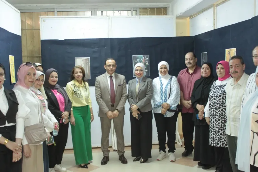 ”فن تازيا”.. معرض فني تنظّمه كلية التربية النوعية بجامعة أسيوط