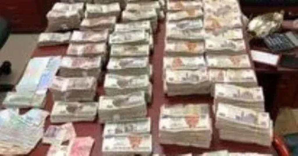 جهات التحقيق تستجوب متهم بالنصب على المواطنين بزعم تسفيرهم