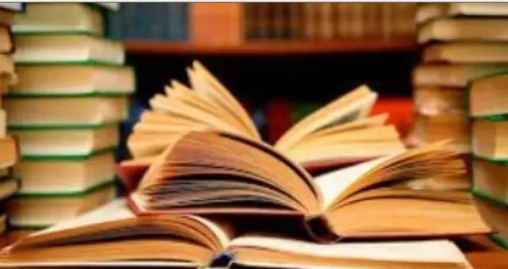 تعرف على الكتب الأكثر مبيعًا فى المكتبات المصرية