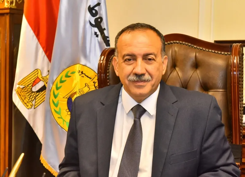 محافظ أسيوط يعلن عن افتتاح مخبز بلدي جديد بمدينة أسيوط