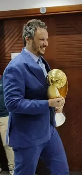 المهندس ممدوح عيد  يكتب تاريخ بيراميدز  بالعرق والكفاح