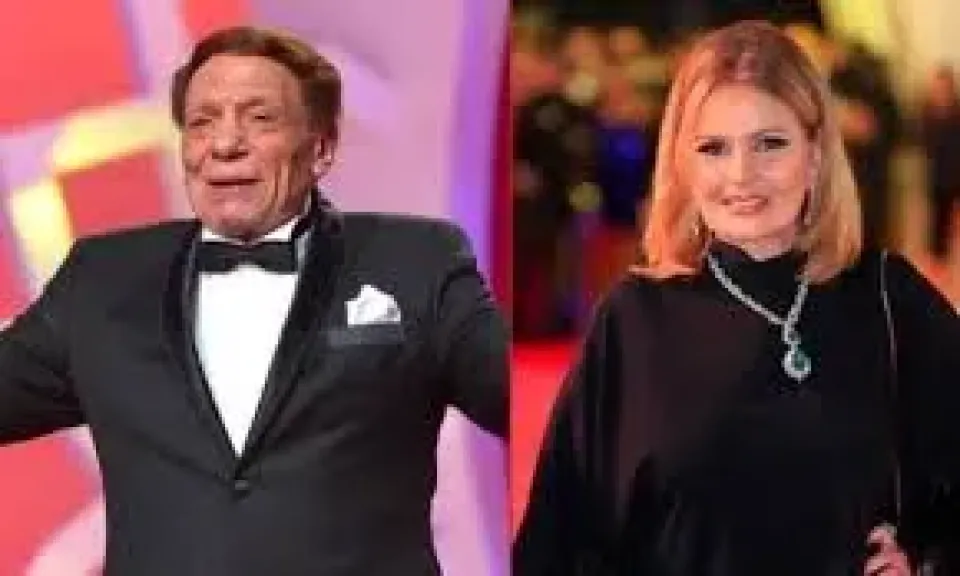 يسرا تهنئ الزعيم عادل إمام بحفل زفاف حفيده