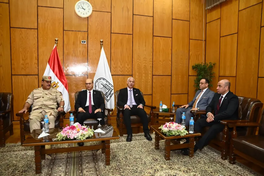 الدكتور المنشاوي يستقبل وفدًا رفيع المستوى
