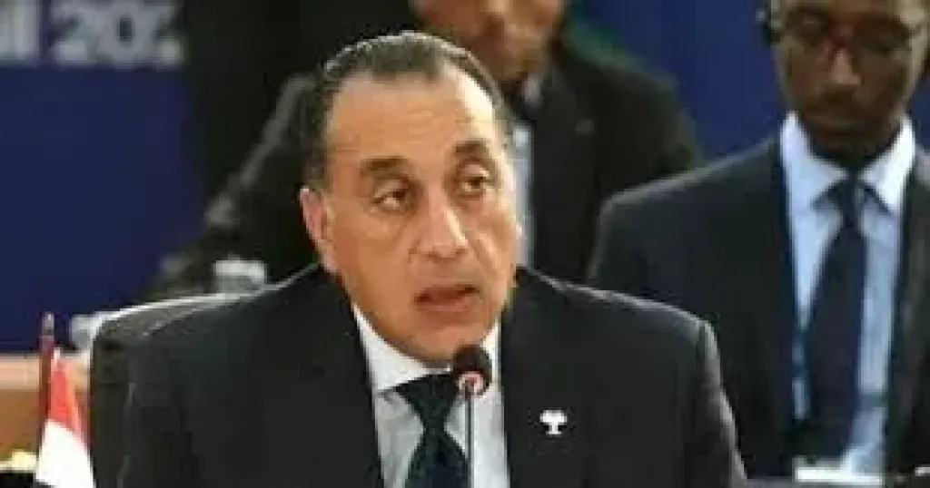 رئيس الوزراء: مصر أولت اهتماما كبيرا لتطوير نظام الرعاية الصحية والخدمات الطبية