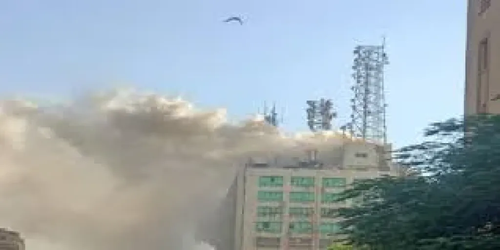 جهاز تنظيم الاتصالات: جار السيطرة على حريق سنترال رمسيس وتقييم موقف الخدمات