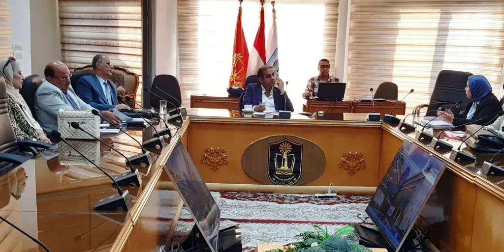 رئيس جامعة بورسعيد: اختيار القيادات يتم وفق معايير الشفافية والكفاءة والتميز