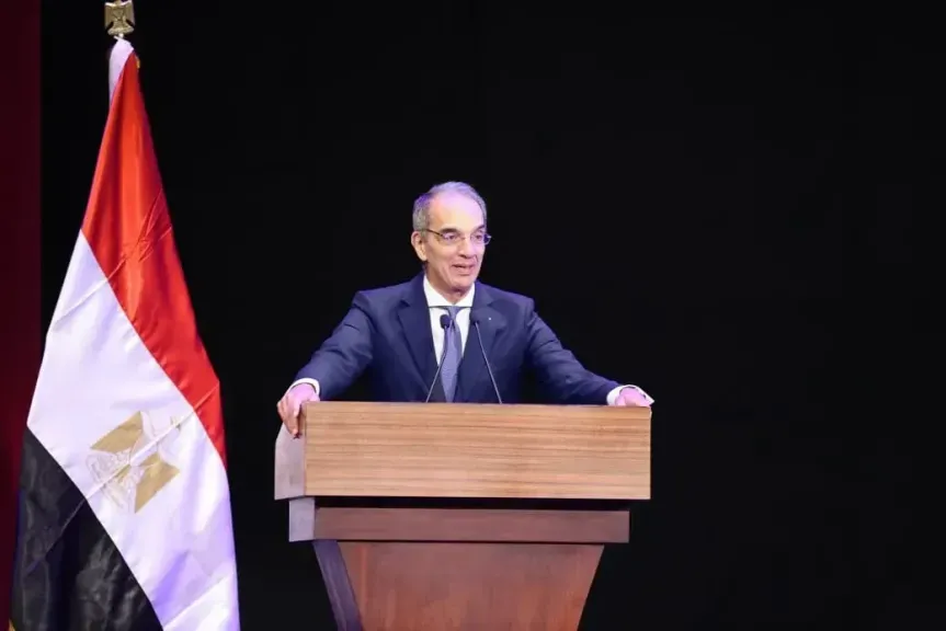 وزير الاتصالات يكشف أمام مجلس النواب ملابسات وتفاصيل حريق سنترال رمسيس