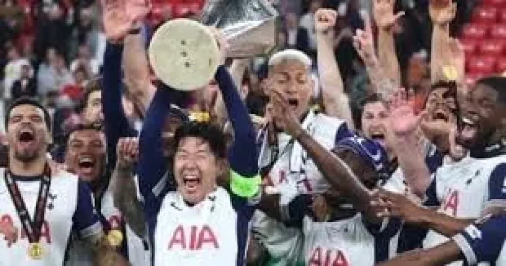 موعد مباراة باريس سان جيرمان وتوتنهام في كأس السوبر الأوروبي
