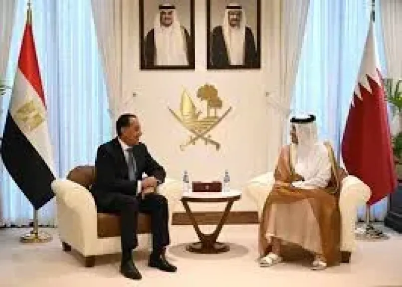 رئيس وزراء قطر: توجه لزيادة الاستثمارات القطرية فى مصر