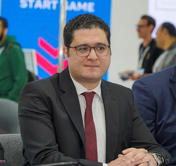 محمود أحمد: نثمن الدور المحوري الذي تقوم به وزارة الاتصالات في ضمان استقرار الخدمات الرقمية في مصر