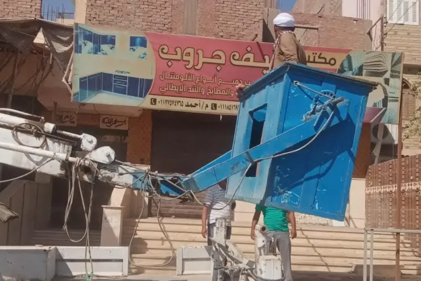 محافظ أسيوط: حملات مكثفة لإزالة الإعلانات المخالفة وتعظيم الاستفادة