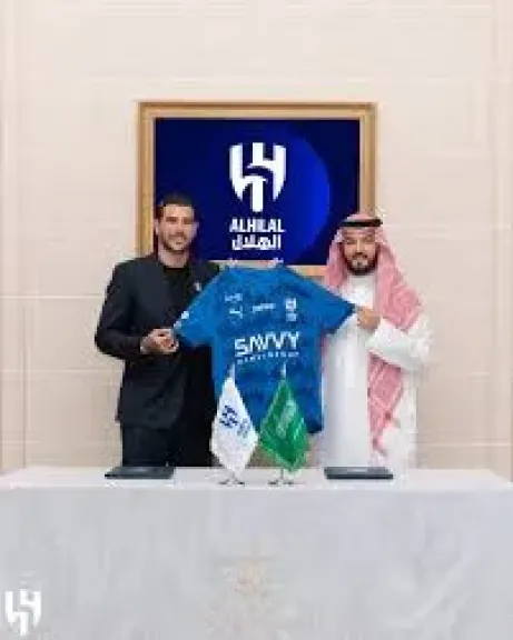 رسميا، الهلال السعودي يتعاقد مع الفرنسي ثيو هيرنانديز