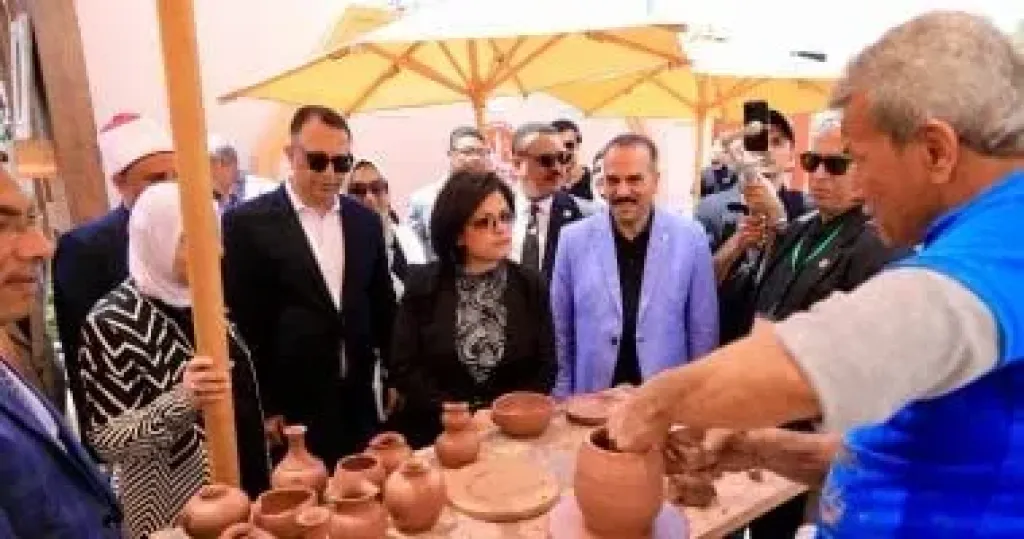 وزيرة التضامن تفتتح معرض ديارنا للحرف اليدوية بالساحل الشمالي