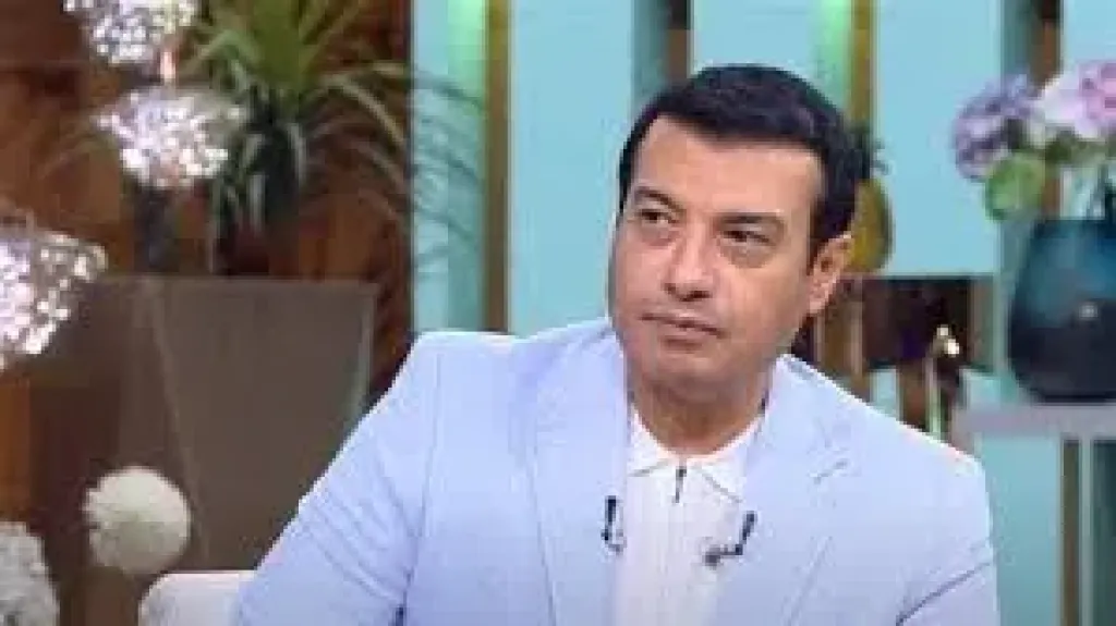 إيهاب توفيق يعود بألبوم جديد يحيي ذكريات التسعينيات