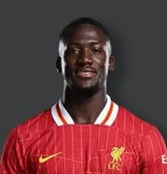 مدافع ليفربول يقترب من ريال مدريد