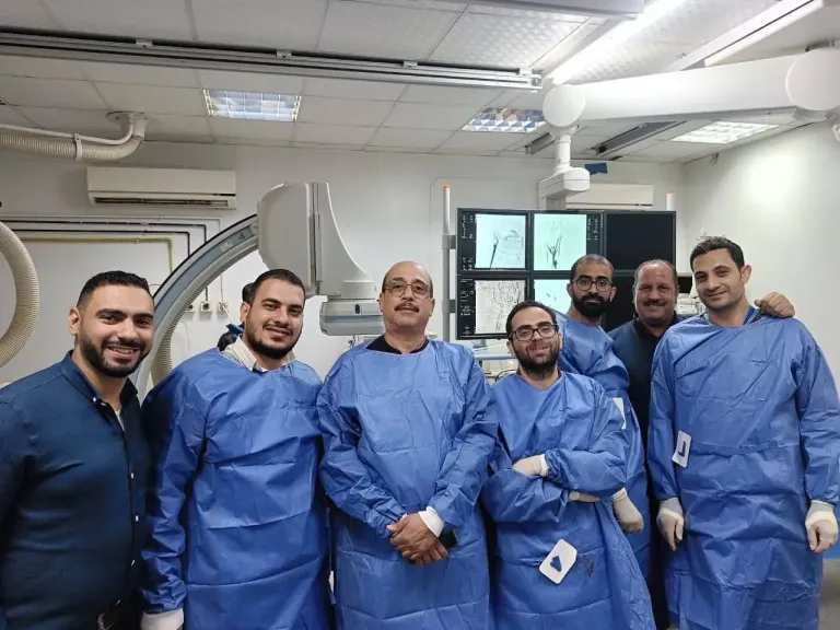 جامعة أسيوط ينجح في إنقاذ حياه مريض يعاني من ضيق حرج