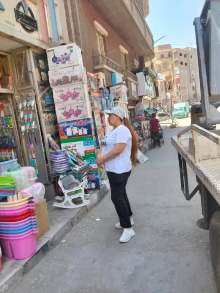 محافظ أسيوط: مواصلة شن حملات على الإعلانات غير المرخصة.ومركز أبوتيج يز