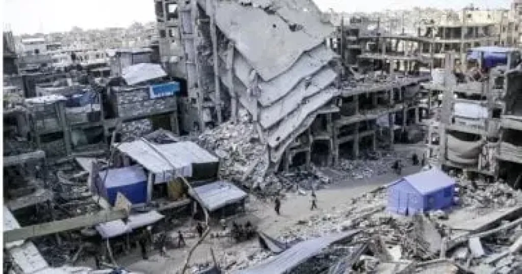 الاحتلال الإسرائيلي يعتقل ما لا يقل عن 18 فلسطينيا من الضفة الغربية