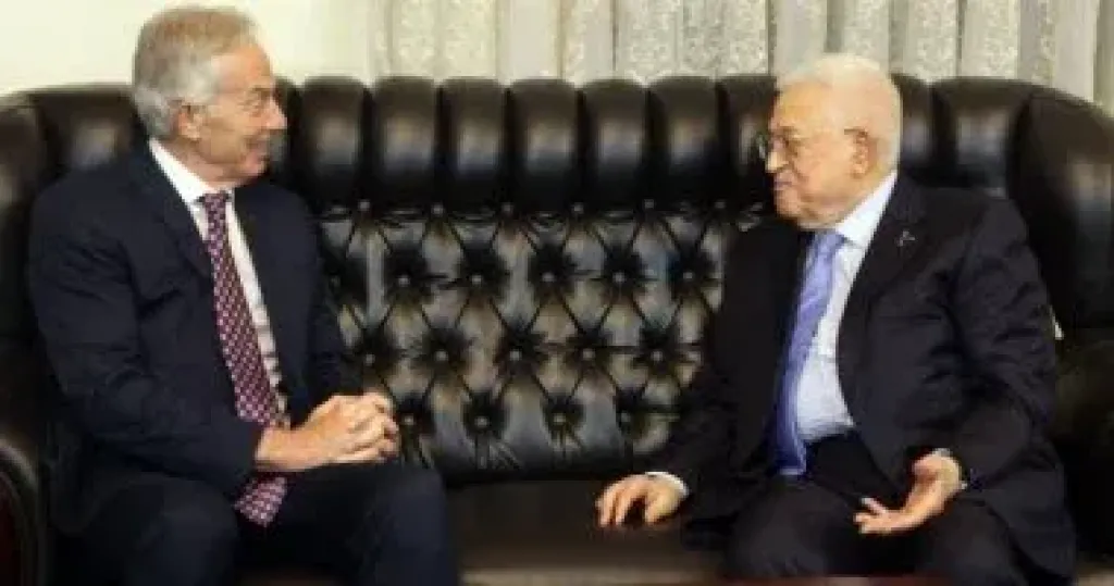 الرئيس الفلسطينى لـ تونى بلير: حماس لن تحكم غزة وعليها تسلم السلاح