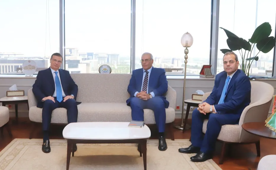 وزير الزراعة يستقبل السفير المصري الجديد في رومانيا ومولدوفا لبحث تعزيز التعاون الزراعي