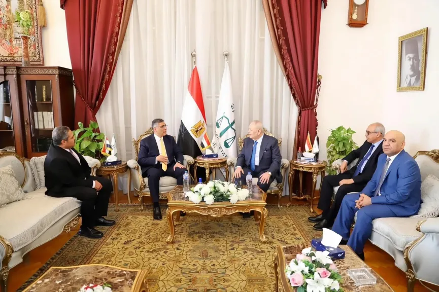 محافظ الجيزة يزور رئيس مجلس الدولة لتقديم التهنئة بالمنصب الجديد