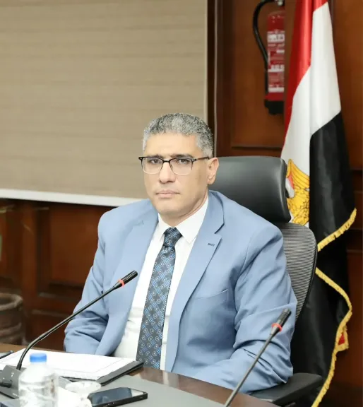 محافظ الجيزة يزور رئيس هيئة النيابة الإدارية لتقديم التهنئة بمناسبة تولي رئاستها