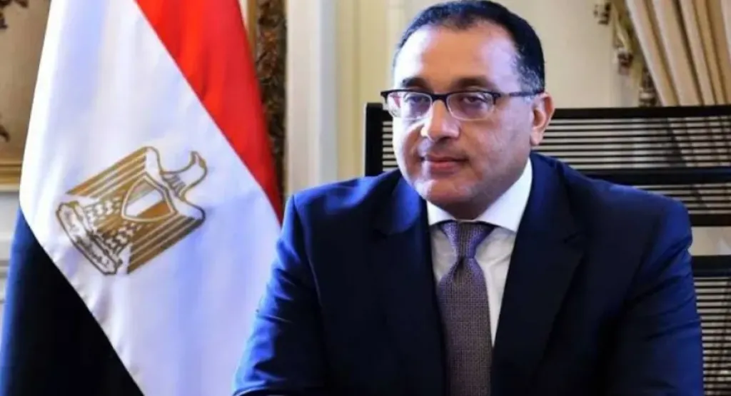 مؤتمر صحفى لرئيس الوزراء بعد قليل