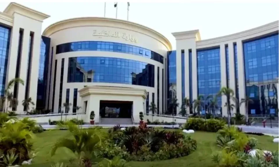 الداخلية تحسم التجاوز.. إحالة ضابطين للتحقيق بعد واقعة تعامل غير لائق بالشرقية