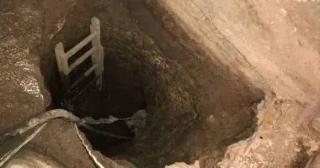 مأساة داخل بيارة.. مصرع اثنين والقبض على آخرين أثناء التنقيب عن الآثار بالغربية