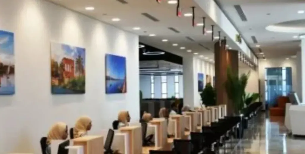 محافظ أسوان يوجه بزيادة عدد الموظفين بمركز خدمات مصر لتسهيل خدمات المواطنين