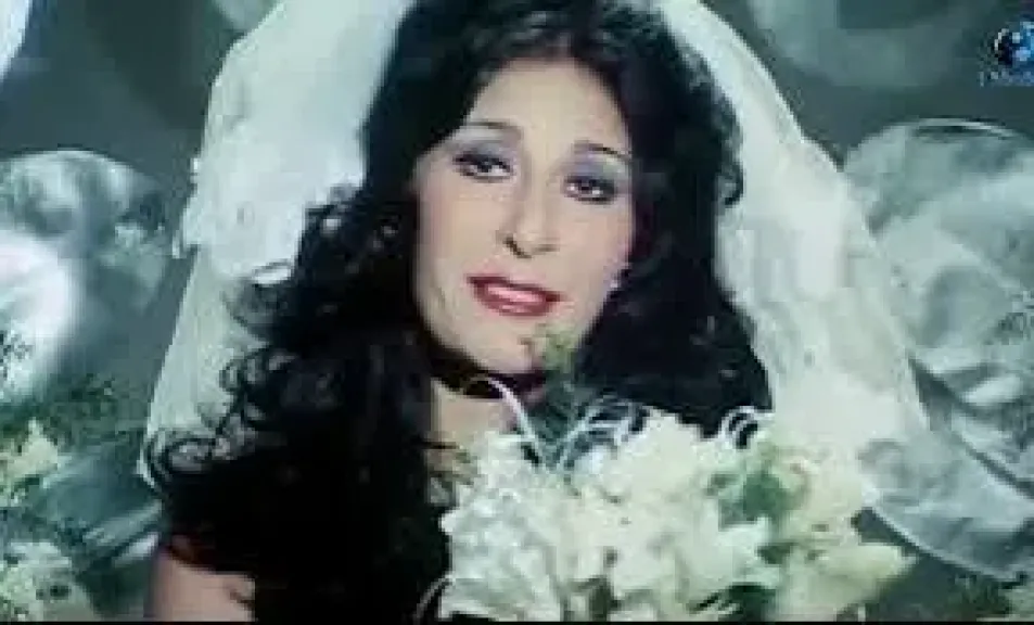 أشرف زكي ينفي وفاة الفنانة زيزي مصطفى والدة منة شلبي