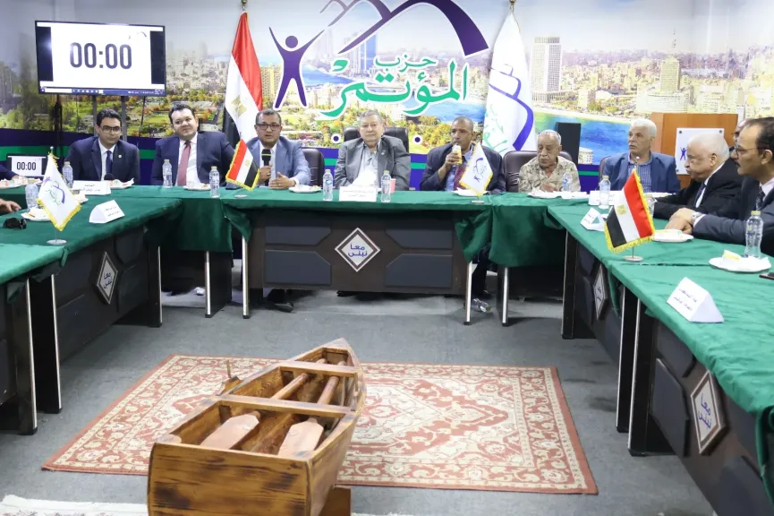 حزب المؤتمر يعقد اجتماعًا تنظيميًا مع مرشحي الفردي استعدادًا لانتخابات مجلس الشيوخ
