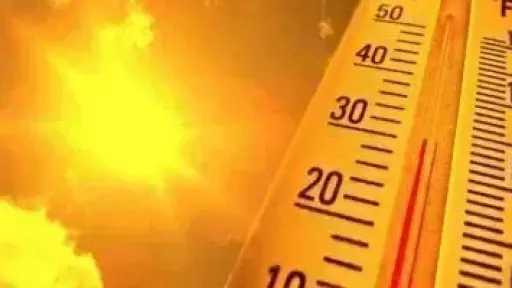 انخفاض طفيف في درجات الحرارة والعظمى بالقاهرة 36 غداً