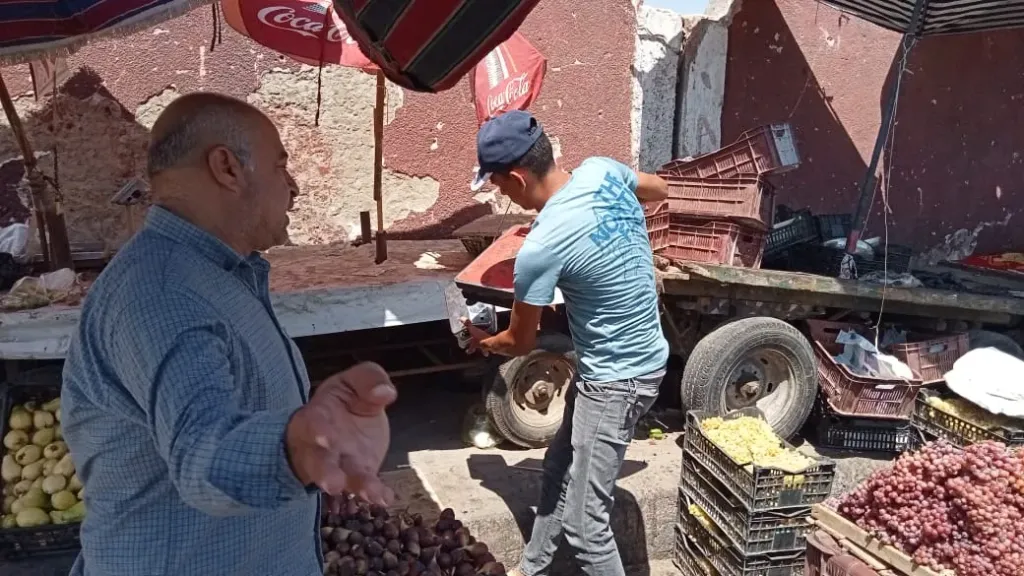 محافظ أسيوط: حملات موسعة لإزالة الإشغالات والتعديات بموقف نزلة عبد اللاه