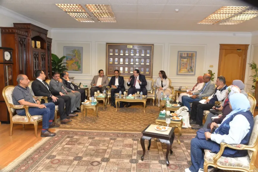 محافظ أسيوط يستقبل وفد مشروع ”الاتحاد الأوروبي من أجل حياة