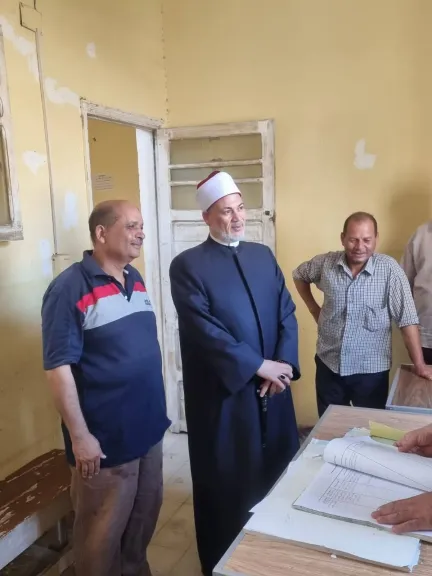 وكيل وزارة أوقاف بني سويف في جولة رقابية لمتابعة أعمال الشئون القانونية