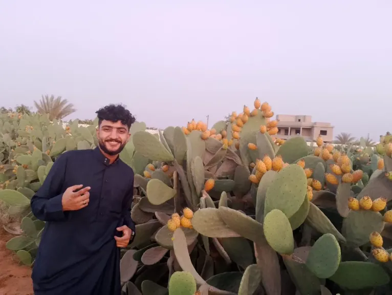 من ”أشواك التين” إلى ”أكواد الذكاء الاصطناعي”.. حكاية كفاح محمد صيام بين ليل العمل ونهار الحلم